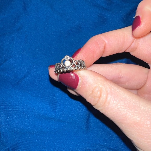 Pandora my Princess Tiara ring with box - Picture 7 of 7